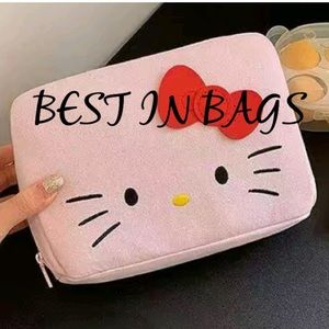 Hello Kitty Makeup/Storage Bag